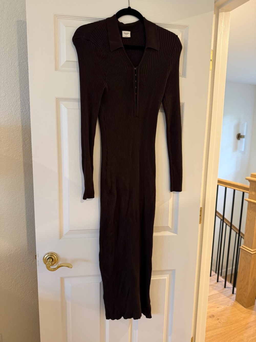 Abercrombie & Fitch Ribbed Polo Front Midi Dress - Brown